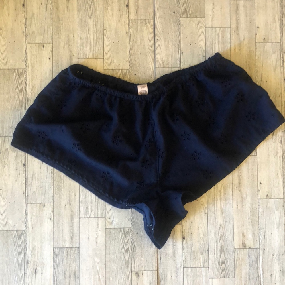Victoria’s Secret Eyelet shorts size M